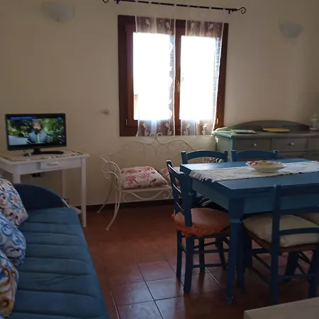 Casa Giovanna Maria 552 Tatil Evi Vignola Mare
